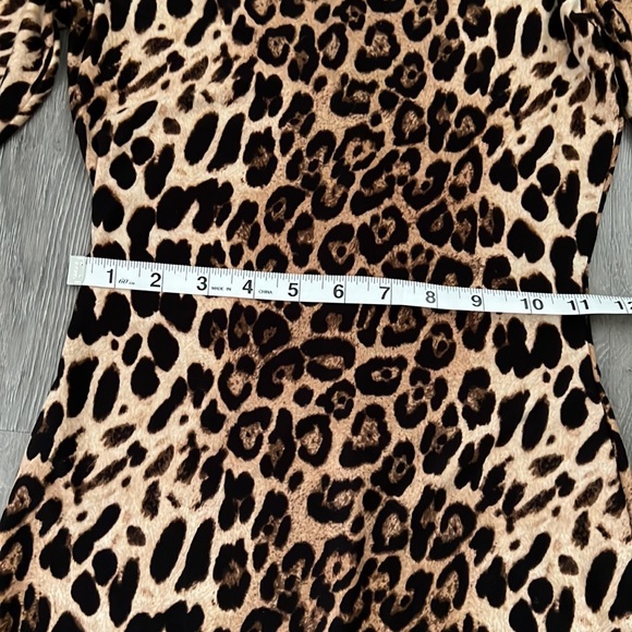 FashionNova - Picture 5 of 10